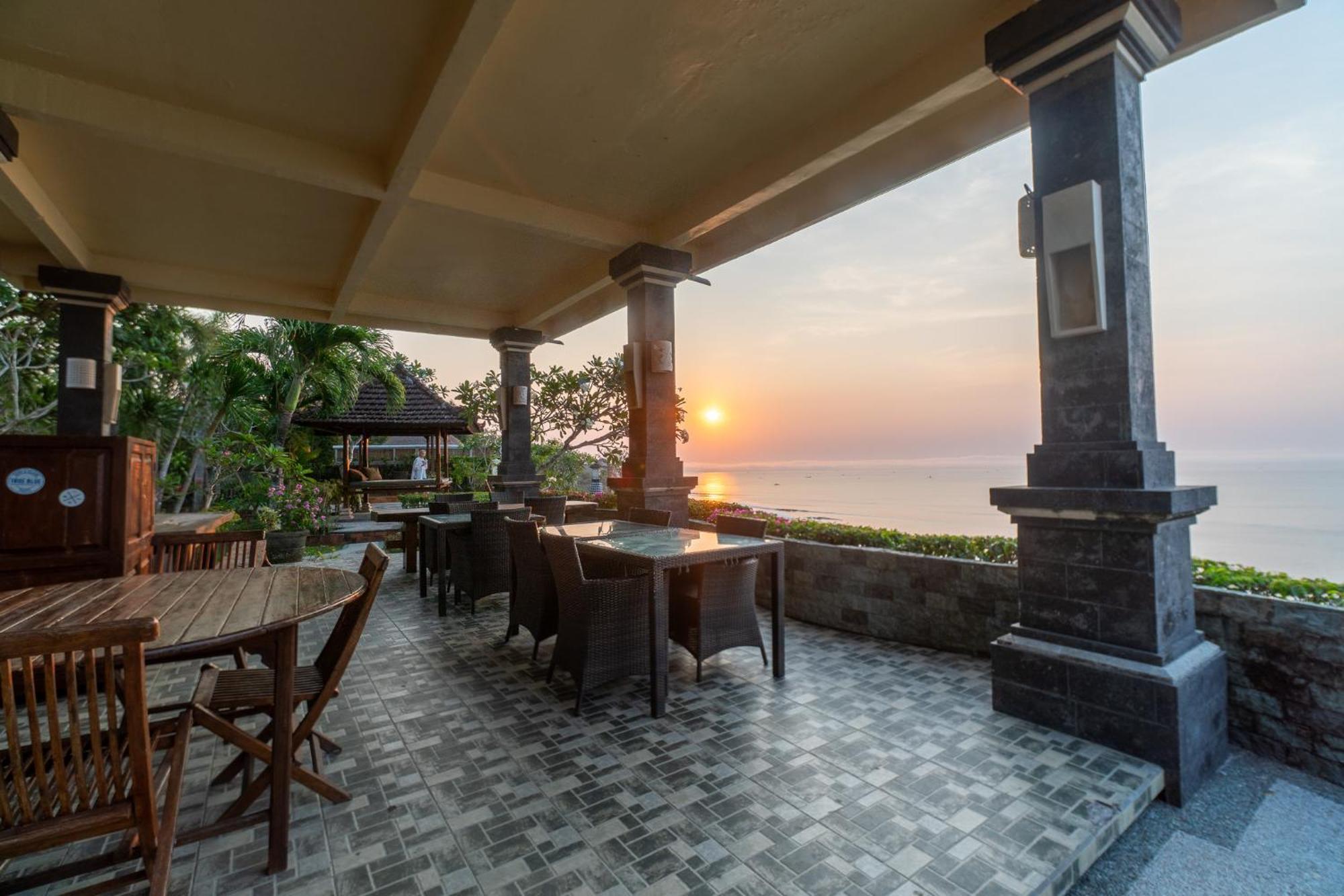 מלון Uluwatu Kembang Kuning מראה חיצוני תמונה