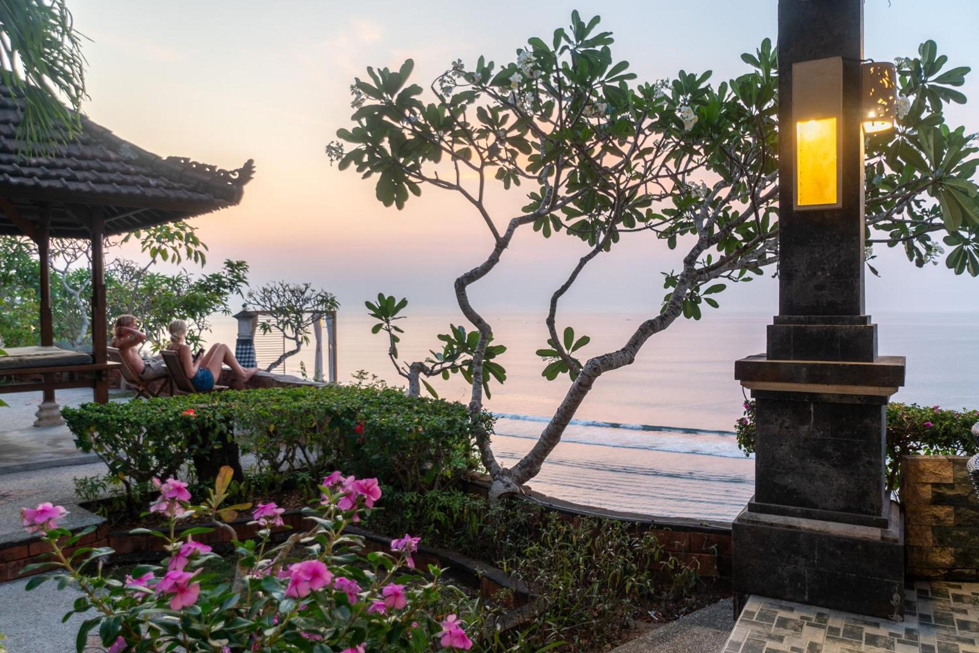 מלון Uluwatu Kembang Kuning מראה חיצוני תמונה